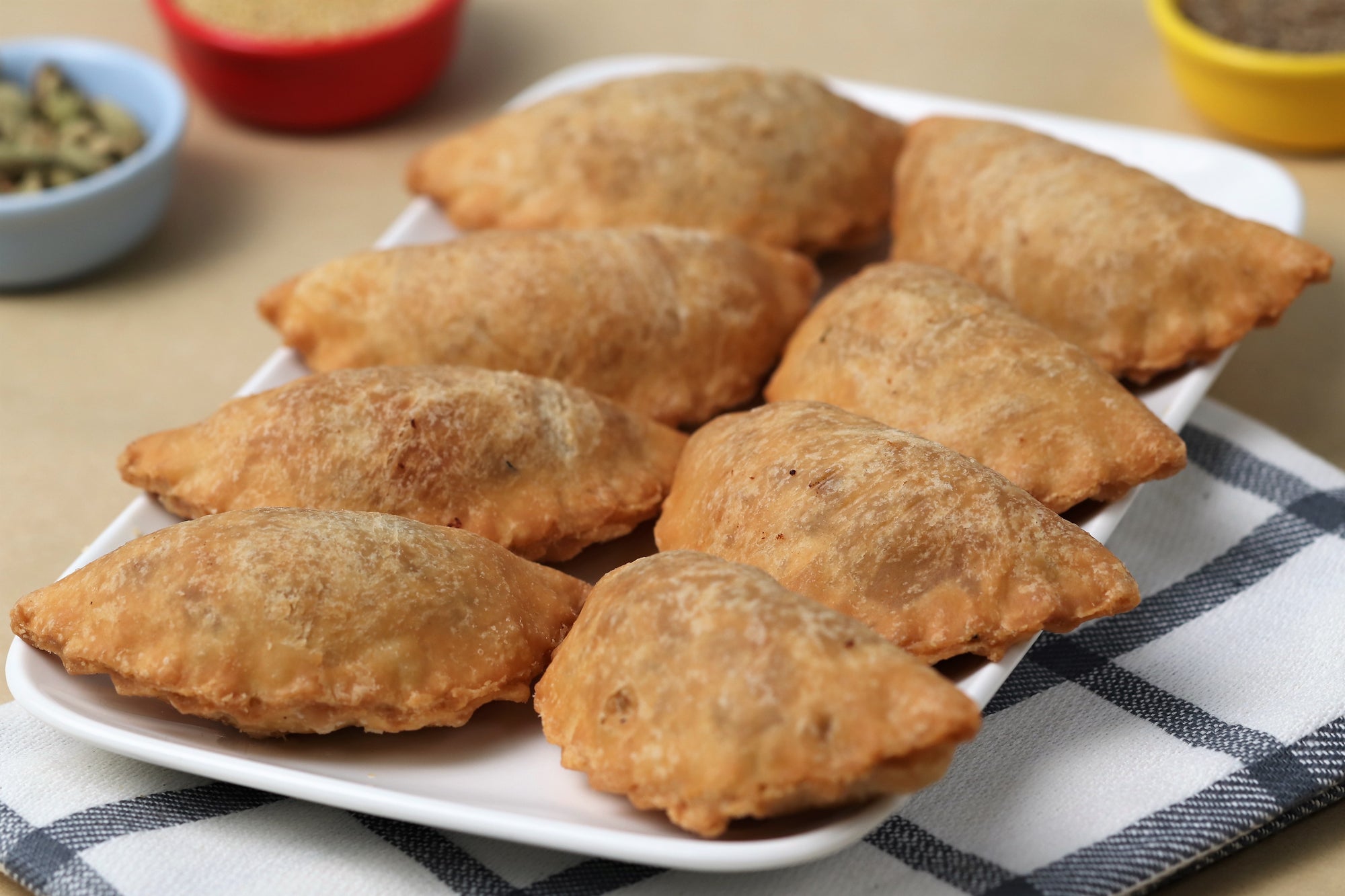 Keema Puri (6 pieces)